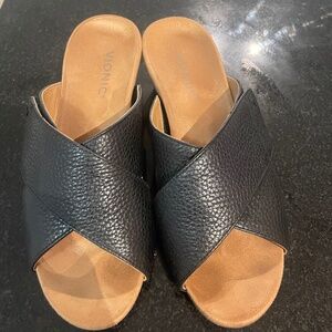 Vionic Leticia wedge sandals